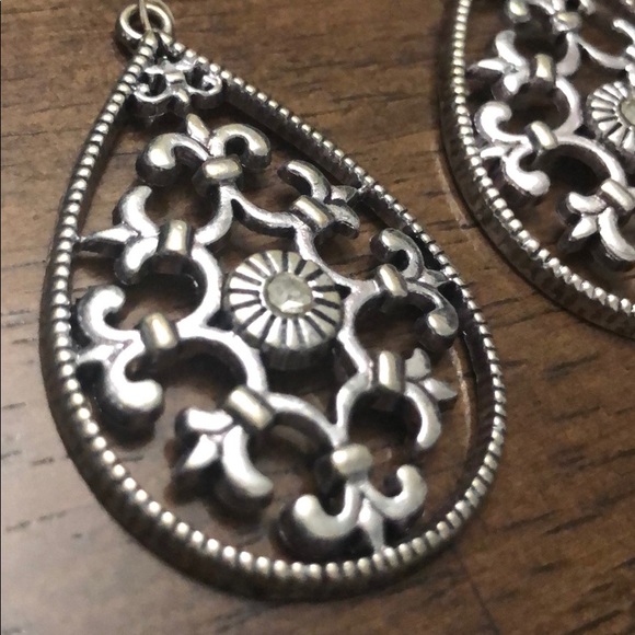 Earring set - Picture 2 of 2